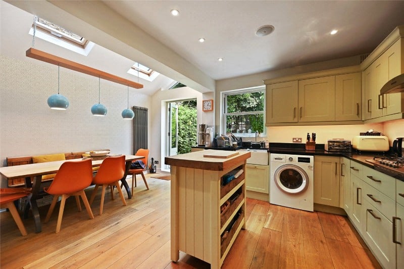 Godolphin Road, London, W12