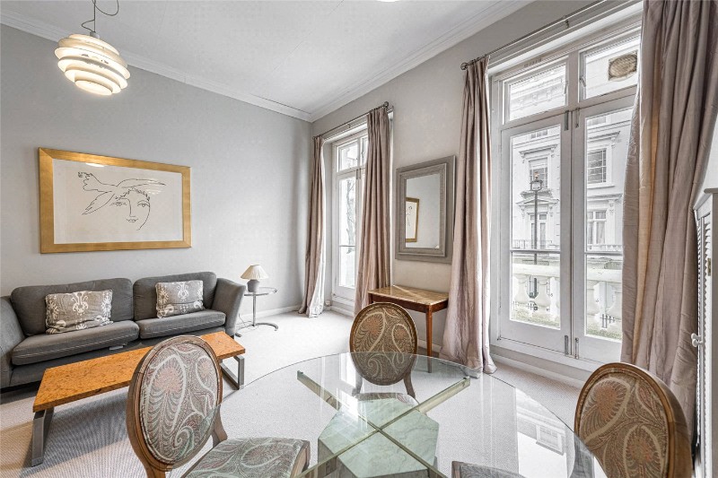 Gloucester Street, London, SW1V