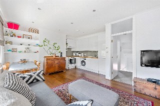 Highbury Hill, London, N5