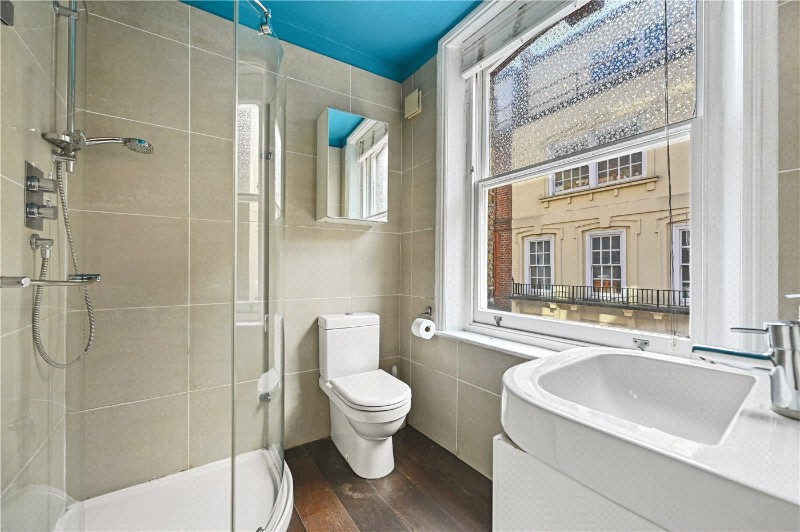 New Row, London, WC2N
