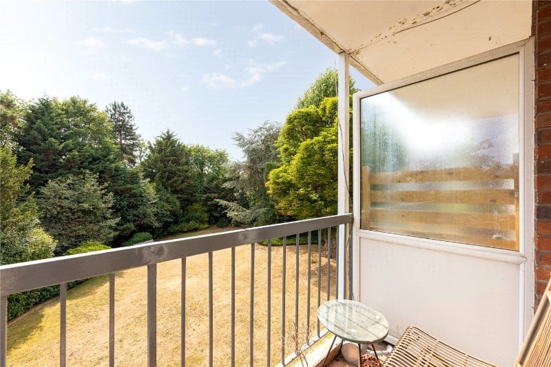 Viewfield Road, London, SW18