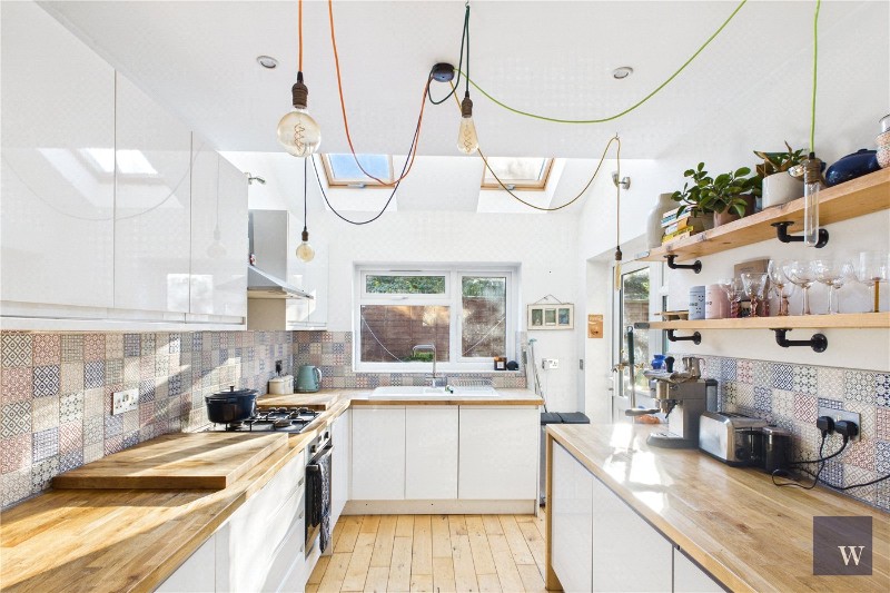 Besley Street, London, SW16