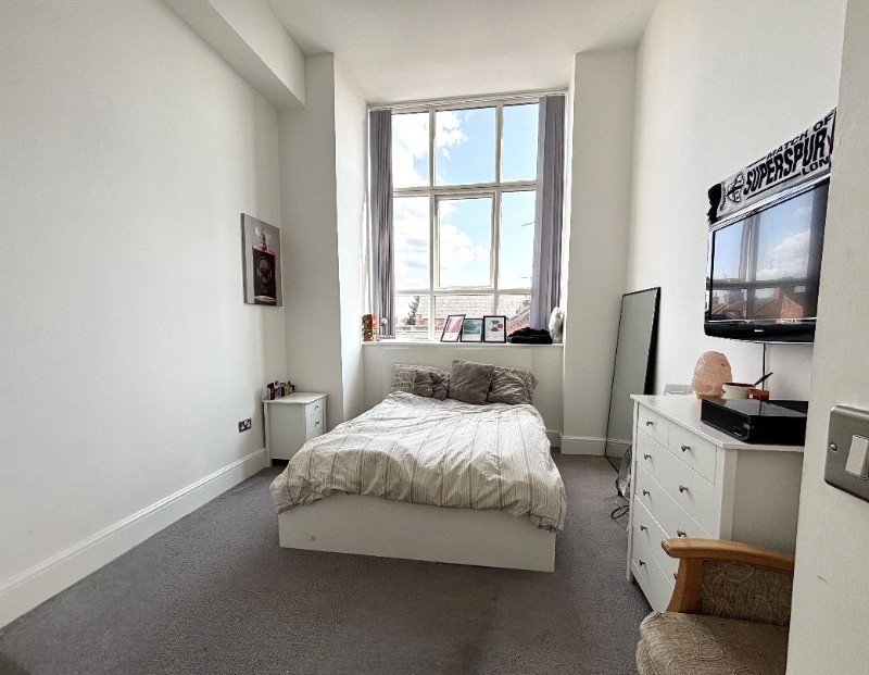 Artizan Road, Northampton, Northamptonshire, NN1