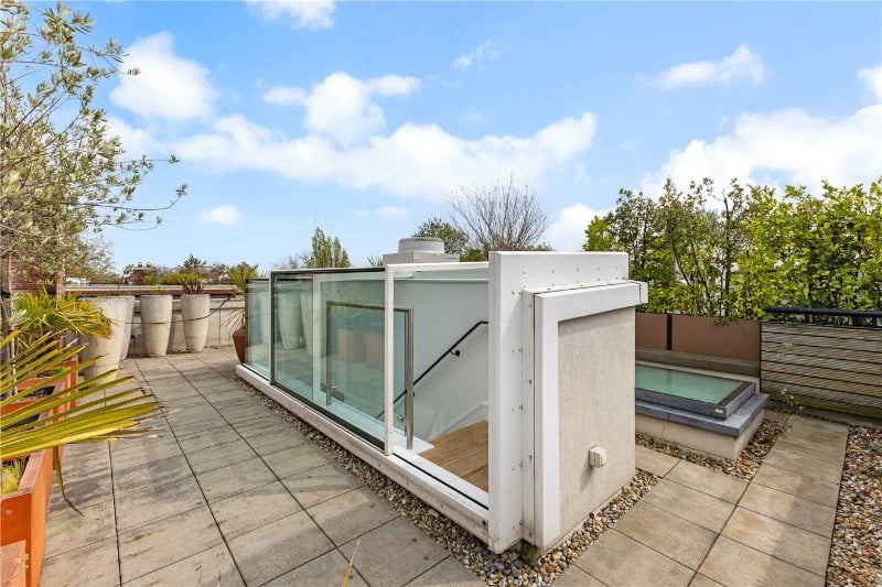 Thornwood Gardens, Kensington, London, W8