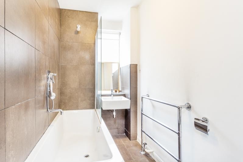 Southampton Row, London, WC1B