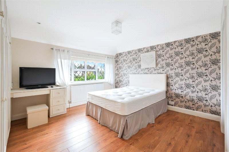 Woodmansterne Lane, Banstead, Surrey, SM7