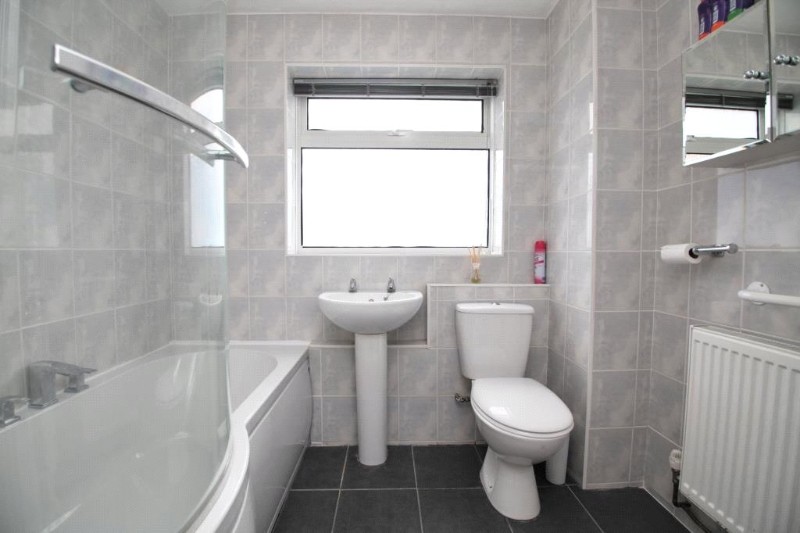 Caroline Court, Bath Road, Reading, Berkshire, RG1