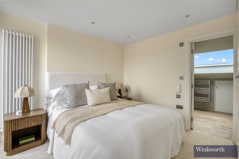 Bathurst Gardens, London, NW10