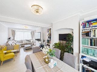 St. Andrews Drive, Stanmore, Middlesex, HA7