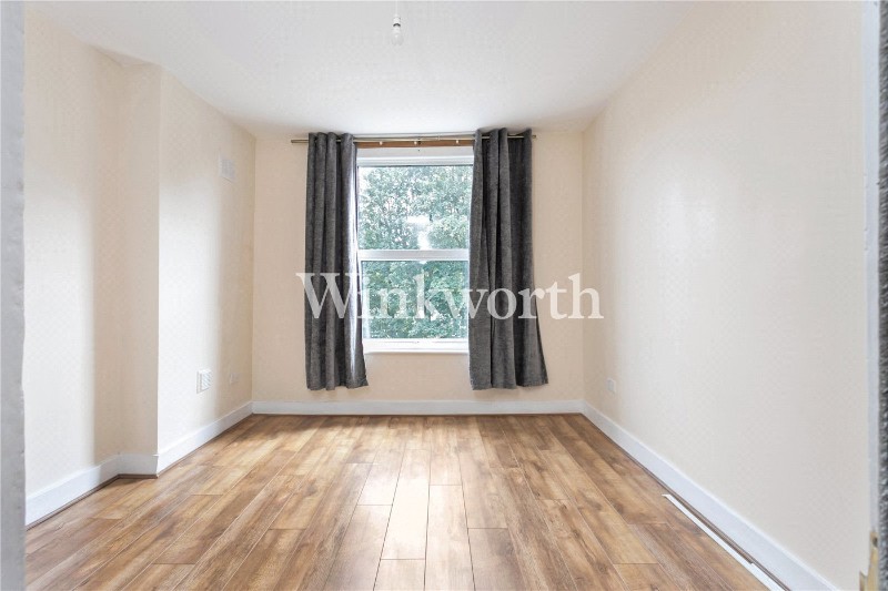 Palmerston Crescent, London, N13