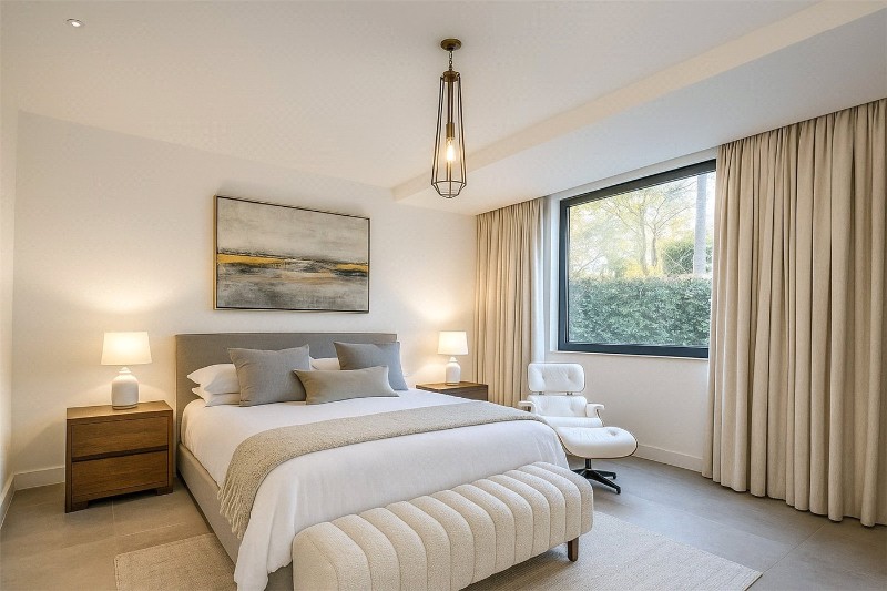 New Wokingham Road, Crowthorne, Berkshire, RG45