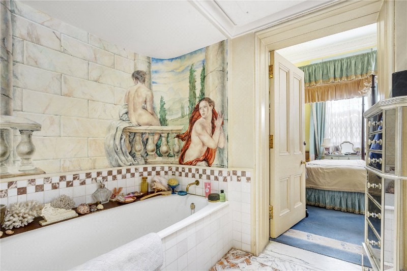 Ennismore Gardens, London, SW7