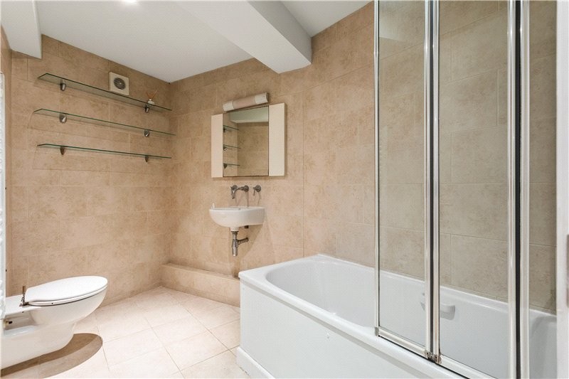 Kennington Park Road, London, SE11