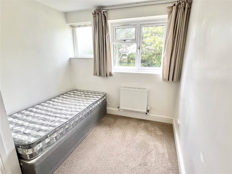 Weydon Lane, Farnham, Surrey, GU9