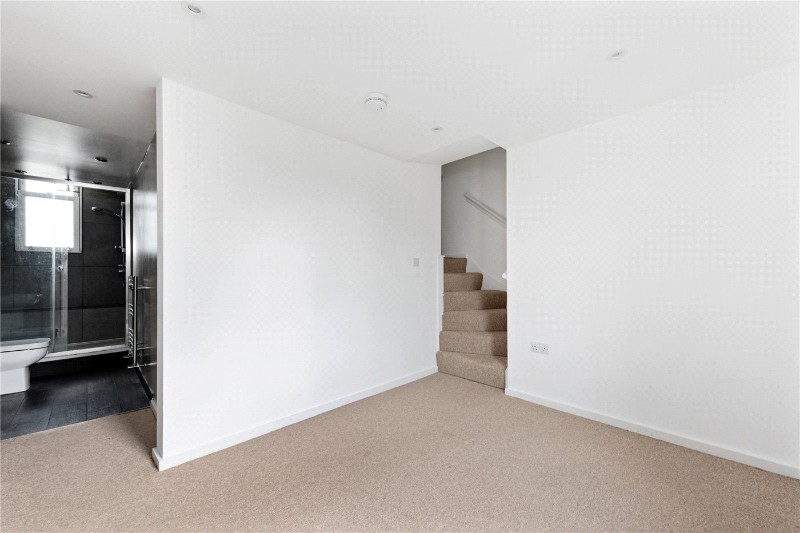 Queens Drive, London, N4