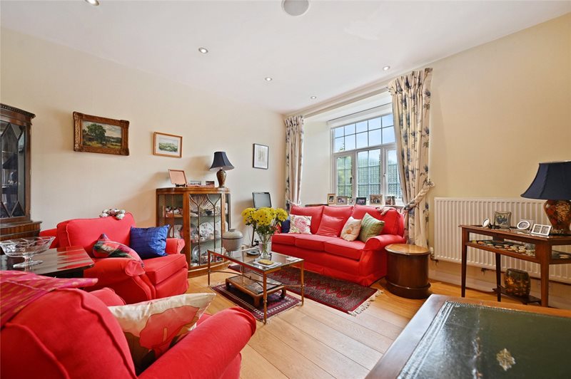 Steventon Road, London, W12