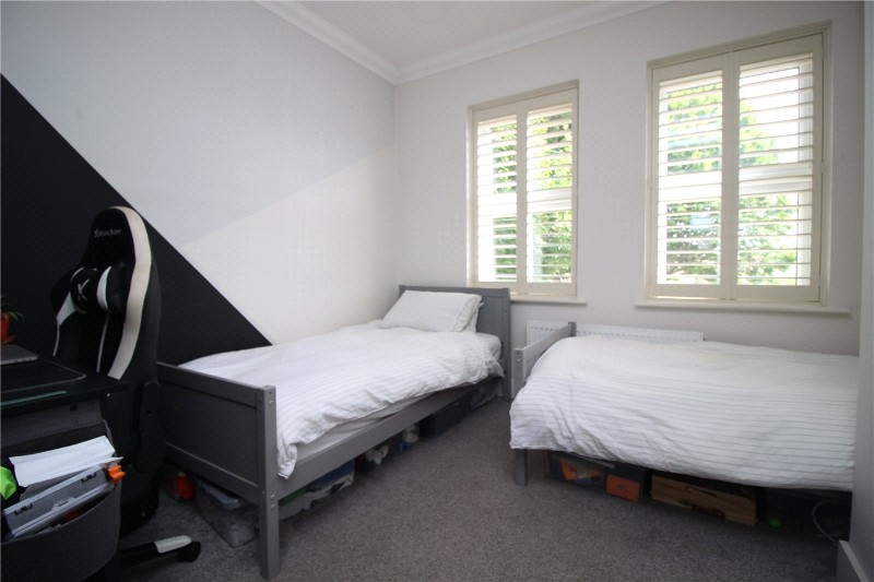 Eastwood Road North, Leigh-on-Sea, Essex, SS9