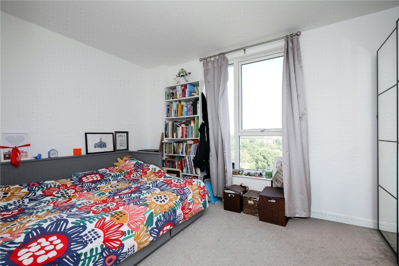 Munster Court, Bollo Bridge Road, London, W3