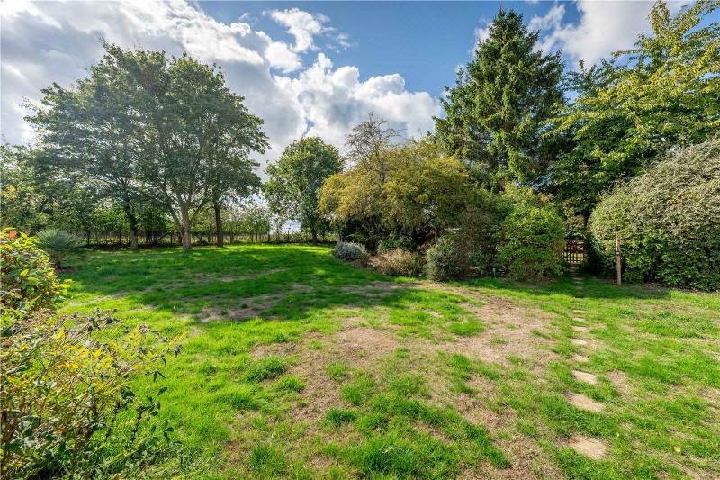 Ferry Road, Surlingham, Norwich, Norfolk, NR14