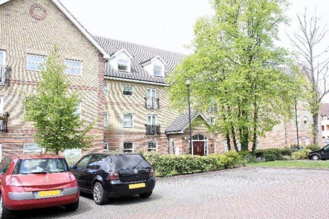 Wilshaw Close, Watford Way, London, NW4