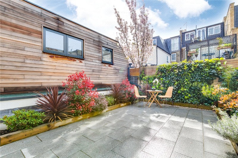 Greyhound Road, London, W6
