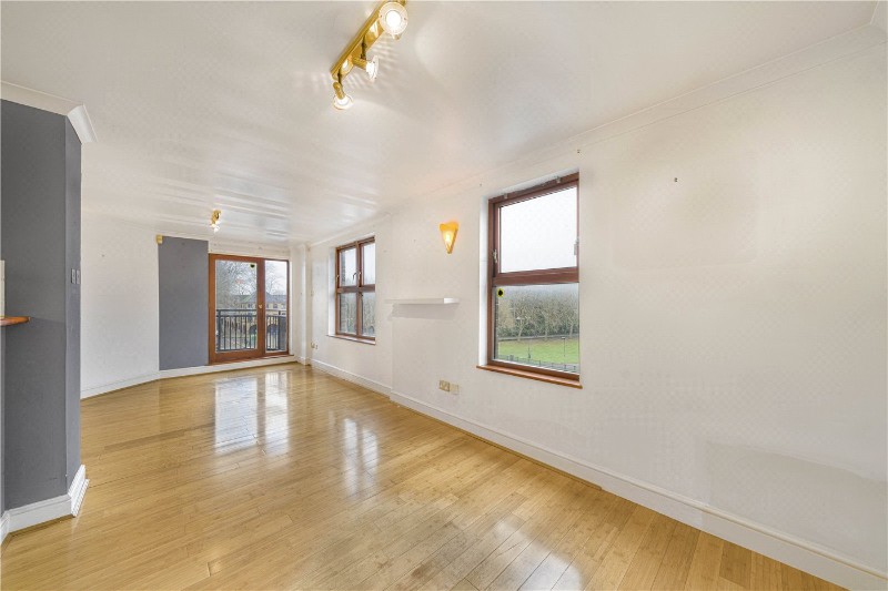 Russell Place, London, SE16