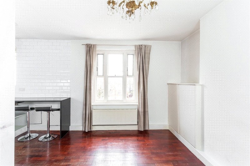 Peckett Square, Highbury Grange, N5