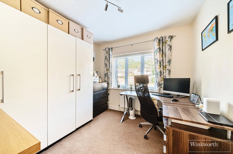 Waverley Road, Bagshot, Surrey, GU19