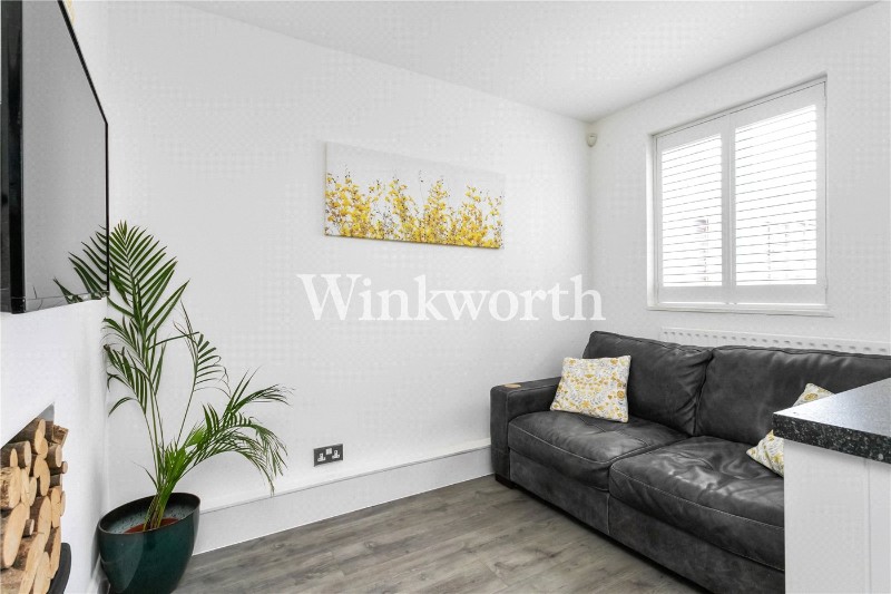 Crawford Gardens, London, N13