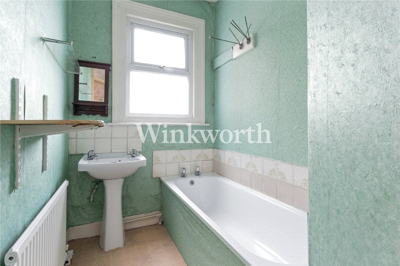 Westbury Avenue, London, N22