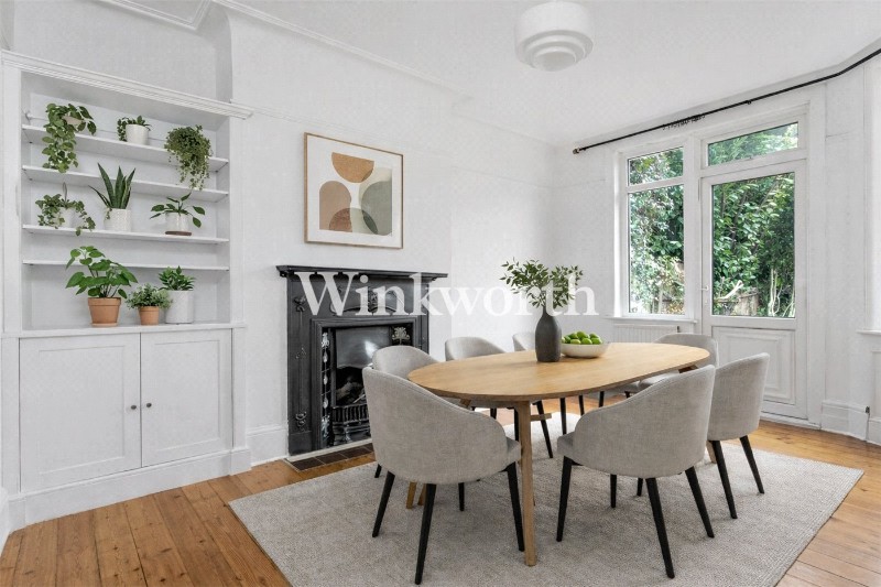 Doveridge Gardens, London, N13