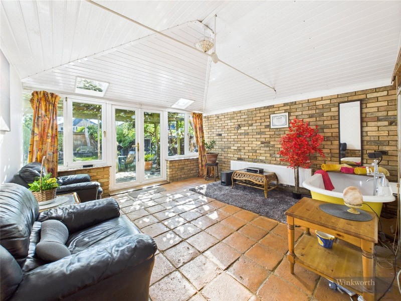 Bourneside Road, Addlestone, Surrey, KT15
