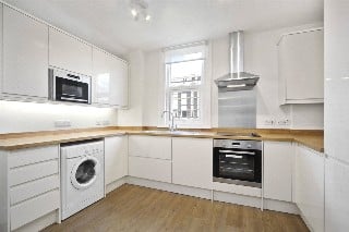 Collingbourne Road, London, W12