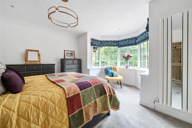 Crooksbury Road, Farnham, Surrey, GU10