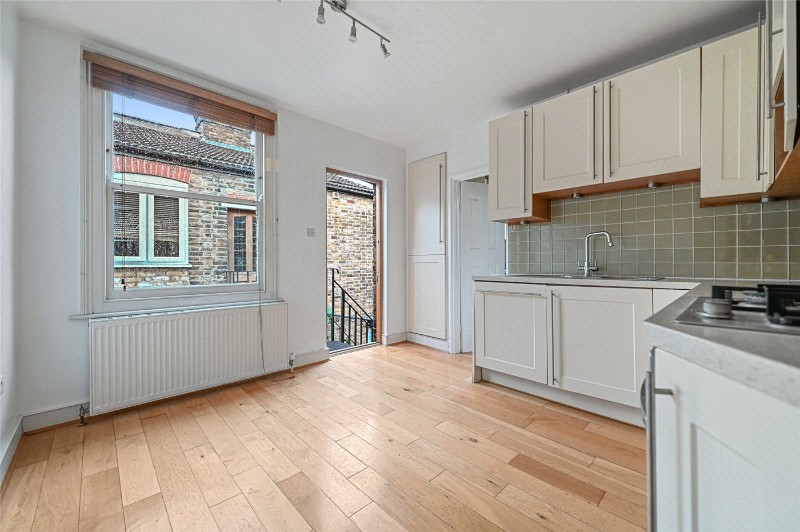 Larden Road, London, W3