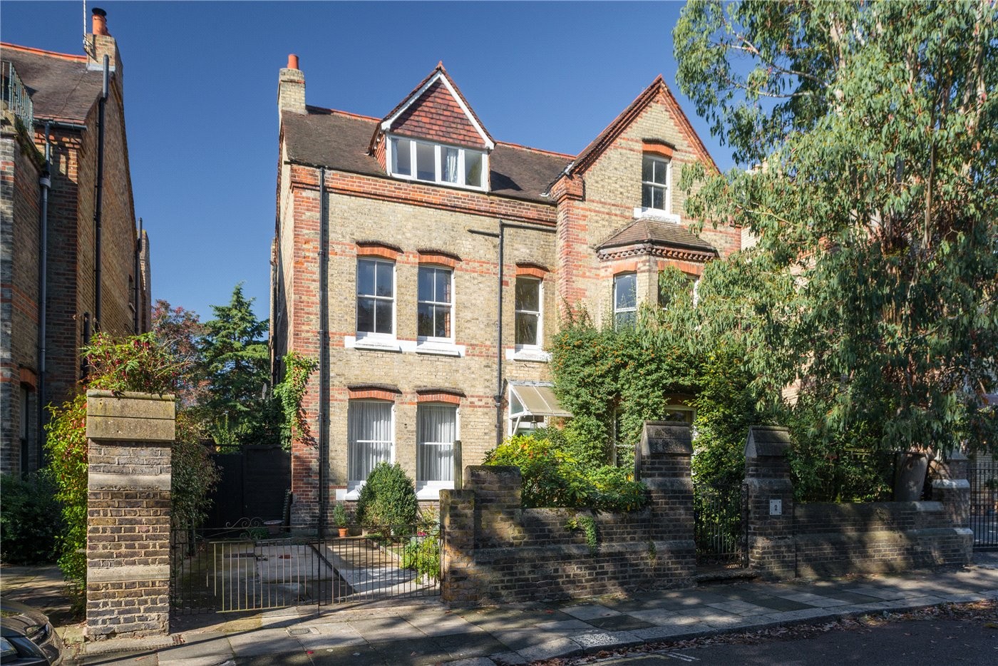 Estate & Letting Agents in Ealing & Acton, W5 Houses & Flats for Sale