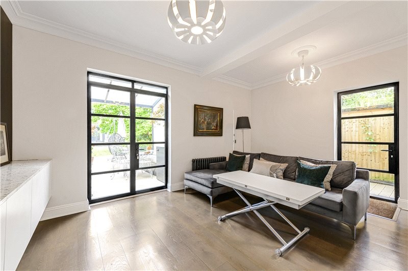 Suffolk Road, Barnes, London, SW13