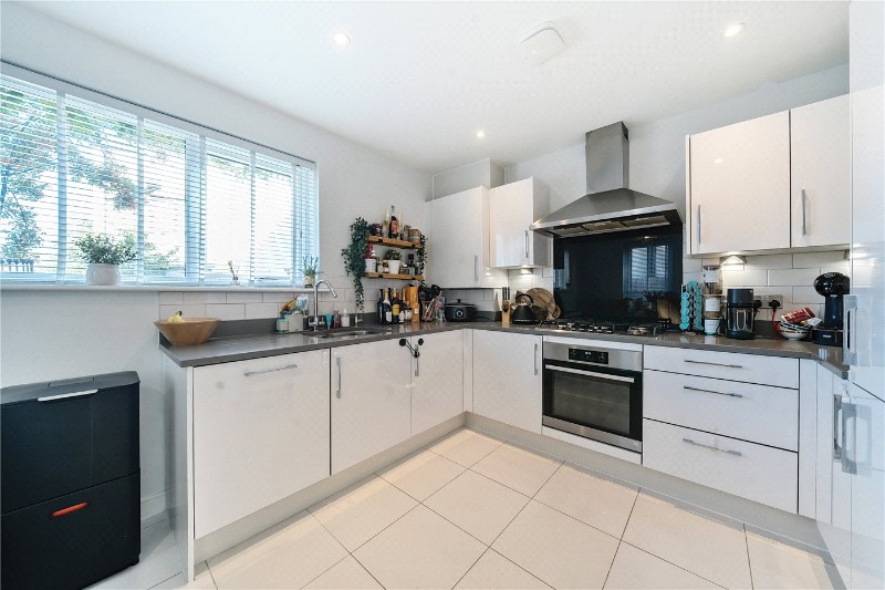 Langham Court, Farnham, Surrey, GU9