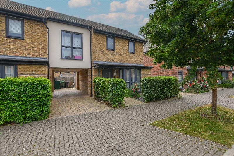 Mandarin Grove, Arborfield Green, Reading, Berkshire, RG2