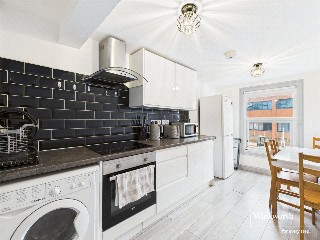 Castle Street, Reading, Berkshire, RG1