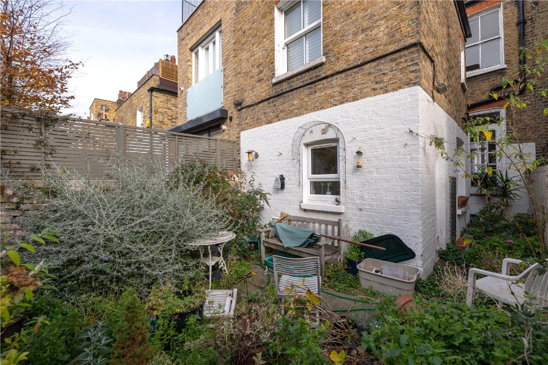 Fabian Road, London, SW6