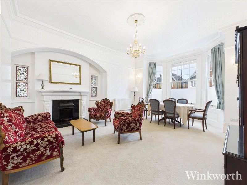 Madeley Road, London, W5