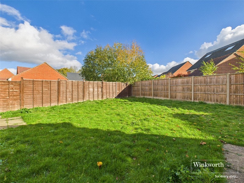 Roe Gardens, Three Mile Cross, Reading, RG7