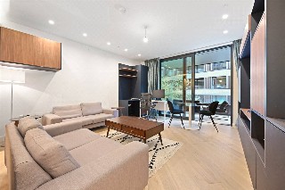 3 Wood Crescent, London, W12