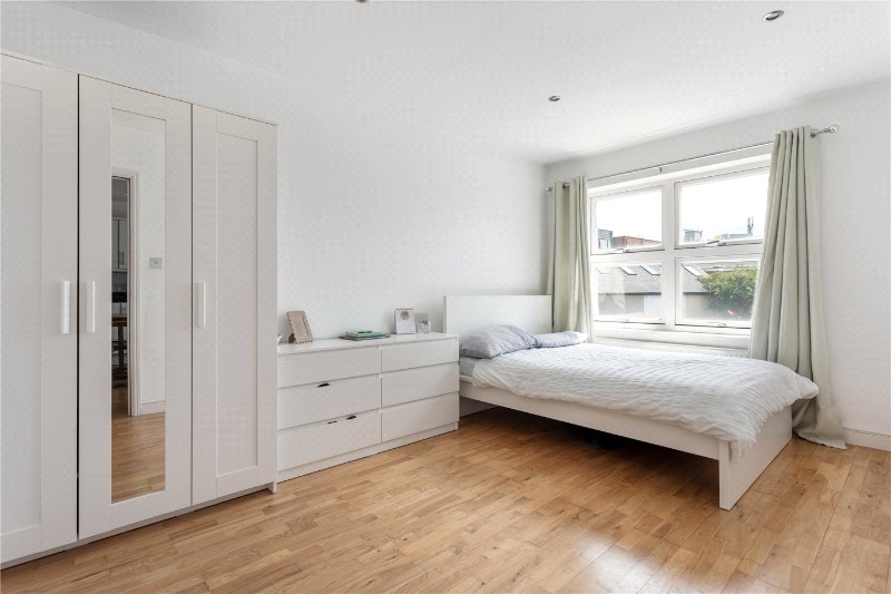 Charlmont Road, London, SW17