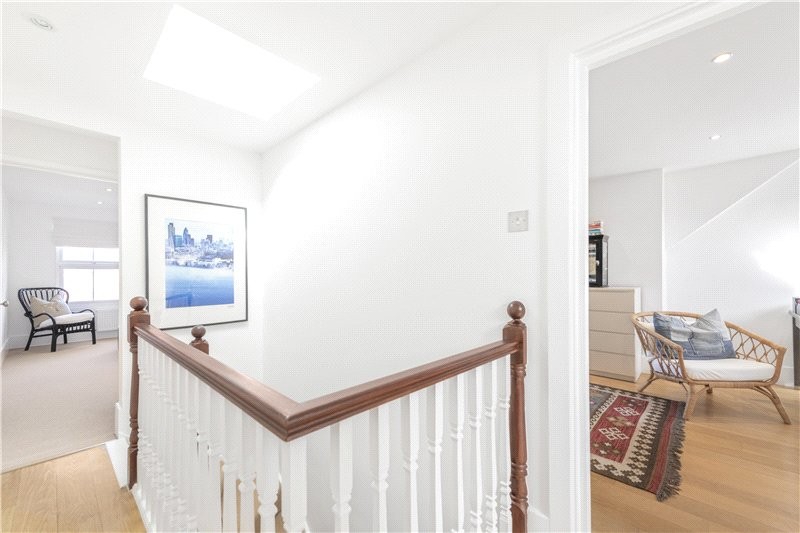 Brook Gardens, Barnes, London, SW13