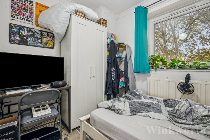 Flat 6, Caversham House, Friary Estate, London, SE15