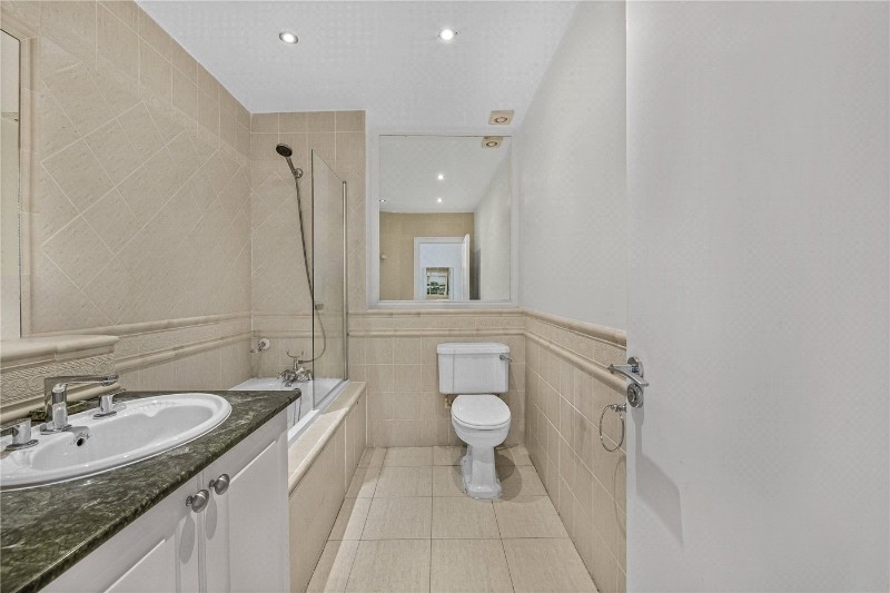 Randolph Avenue, London, W9