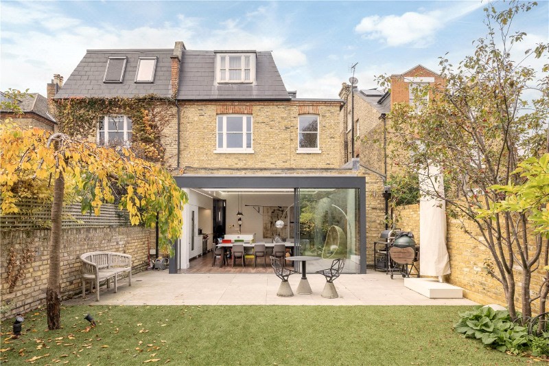 Burstock Road, London, SW15