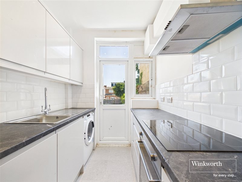 Wakemans Hill Avenue, Kingsbury, London, NW9